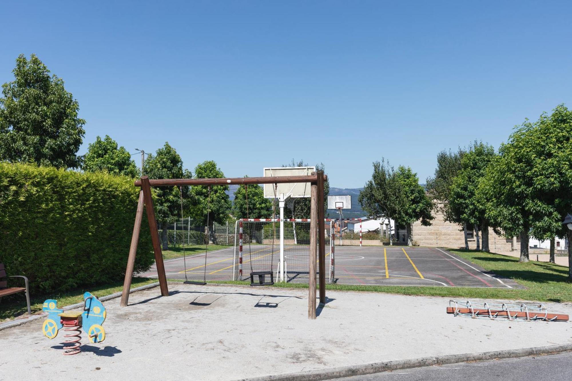 Apartament Baruhaus Piscina Y Parking Rianxo Rianjo Zewnętrze zdjęcie